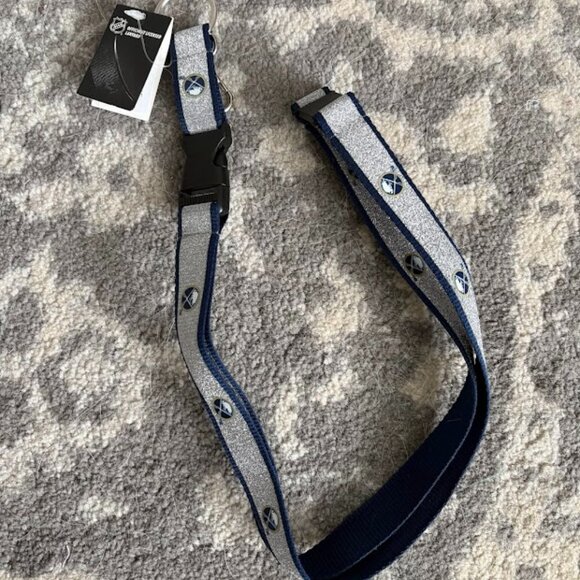 NWT Buffalo Sabers Glitter Lanyard - Picture 1 of 2